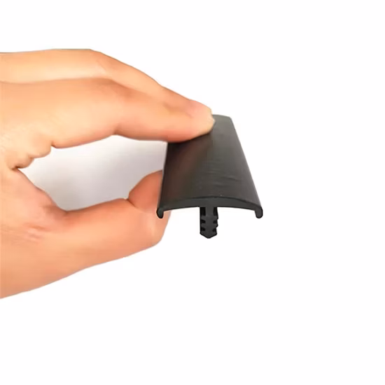 Borde de borde en T flexible de PVC de goma para mesa de muebles de fábrica al por mayor